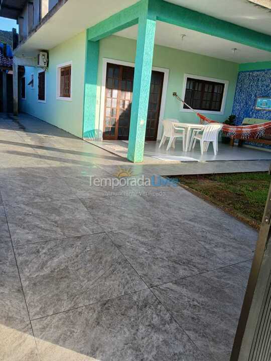 Casa para alquiler de vacaciones em Ubatuba (Lagoinha)