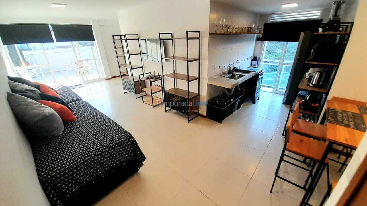 Apartamento para aluguel de temporada em Arraial do Cabo (Prainha)