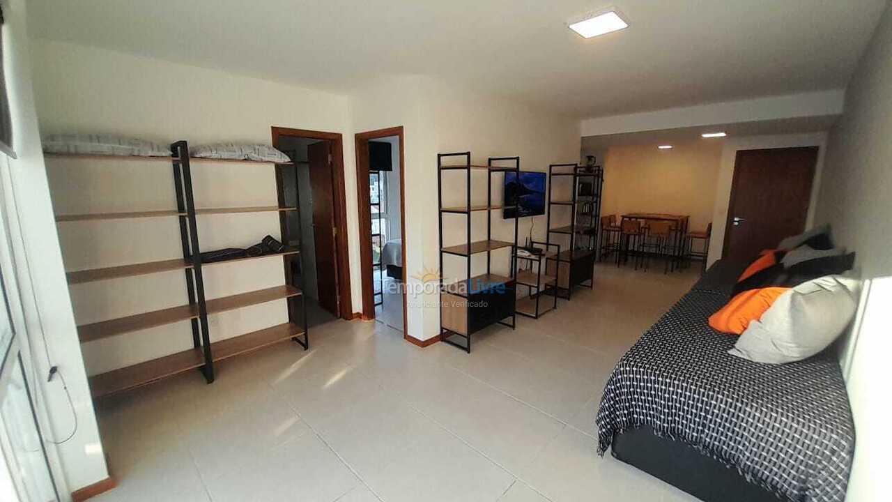 Apartamento para aluguel de temporada em Arraial do Cabo (Prainha)