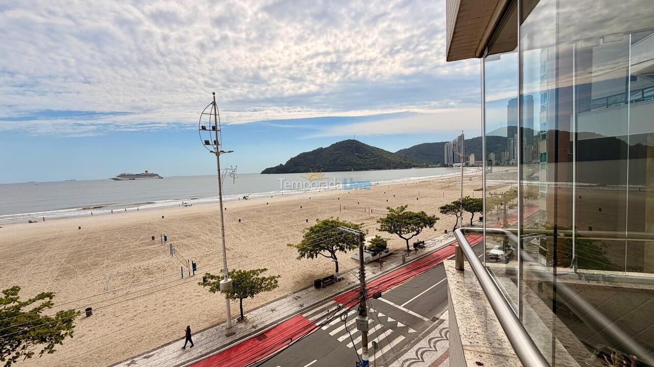 Apartamento para aluguel de temporada em Balneário Camboriú (Praia Central)