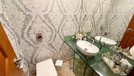 Temporada Ed. Ponta Porã: 3 suítes // frente mar // churrasqueira