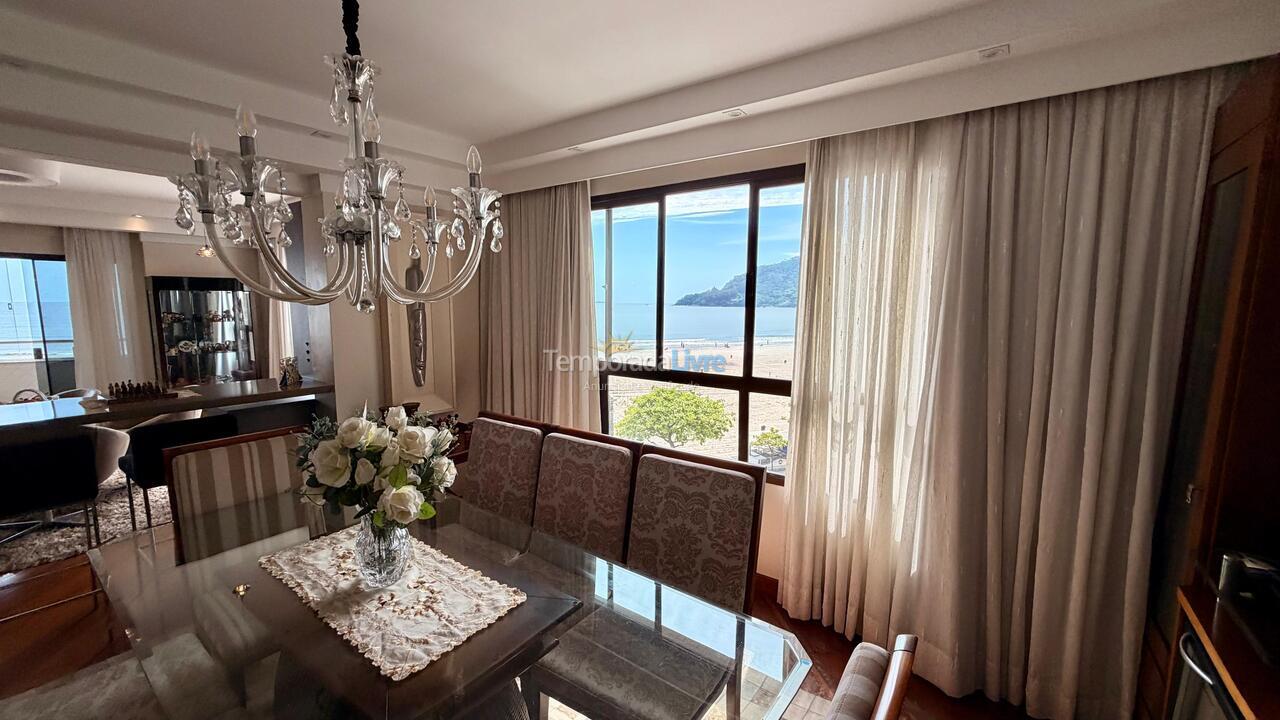 Apartamento para aluguel de temporada em Balneário Camboriú (Praia Central)