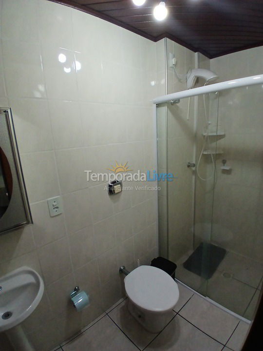 Apartamento para aluguel de temporada em Itapema (Meia Praia)