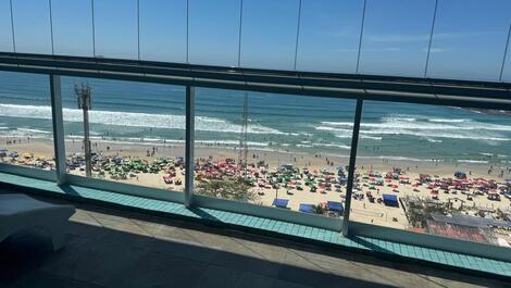 Departamento con vista al mar, acogedor para toda la familia!