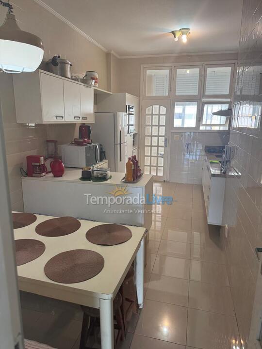 Apartamento para alquiler de vacaciones em Guarujá (Pitangueiras)