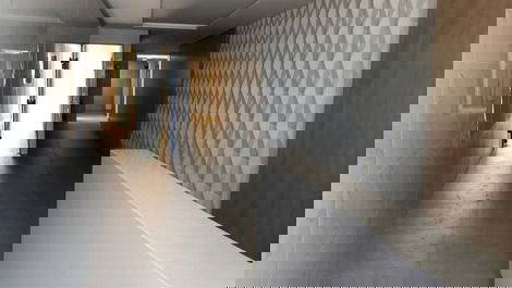 3 bedroom apartment with side sea view and 1 parking space