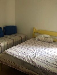 3 bedroom apartment with side sea view and 1 parking space