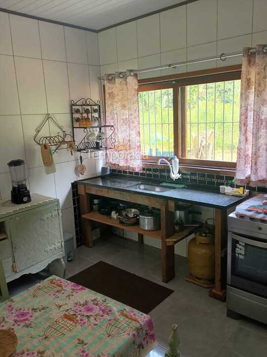 Casa para alquiler de vacaciones em Ubatuba (Vila Rolim)