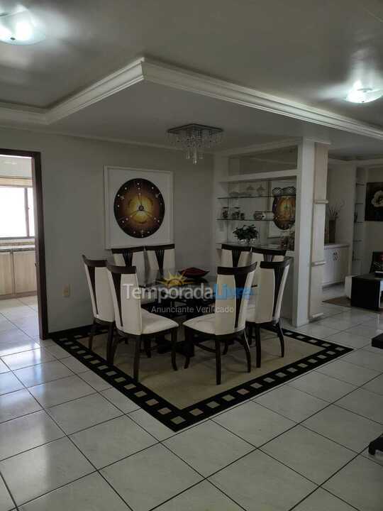 Apartment for vacation rental in Itapema (Meia Praia)