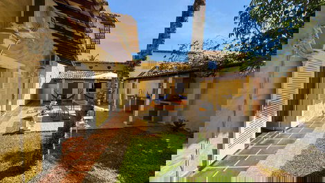 MANSIÓN DE 6 SUITES A 150 m DE LA PLAYA - SE ADMITEN MASCOTAS