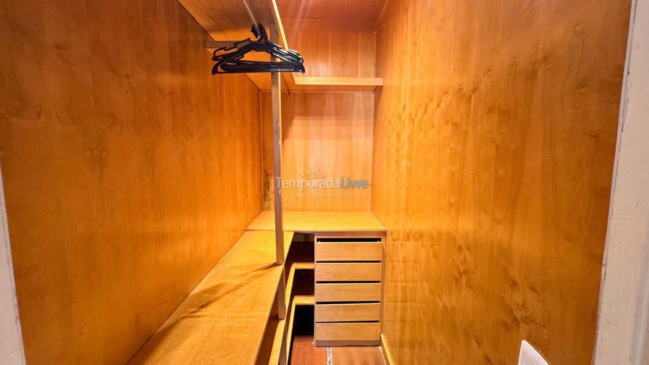 Casa para alquiler de vacaciones em Guarujá (Praia do Pernambuco)