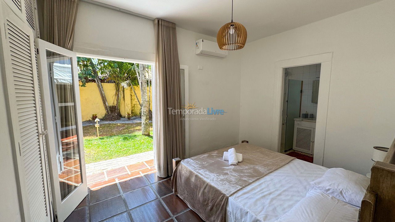 Casa para alquiler de vacaciones em Guarujá (Praia do Pernambuco)