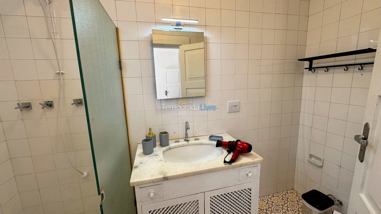 Casa para alquiler de vacaciones em Guarujá (Praia do Pernambuco)