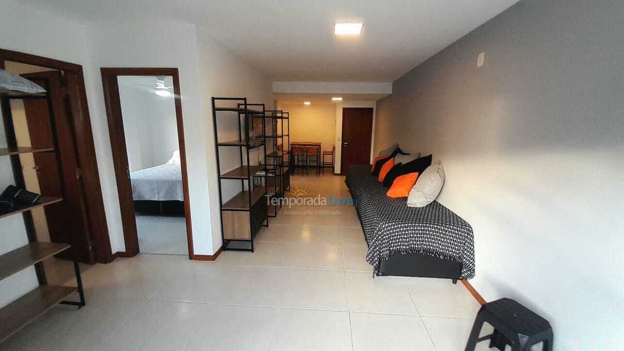 Apartamento para aluguel de temporada em Arraial do Cabo (Prainha)