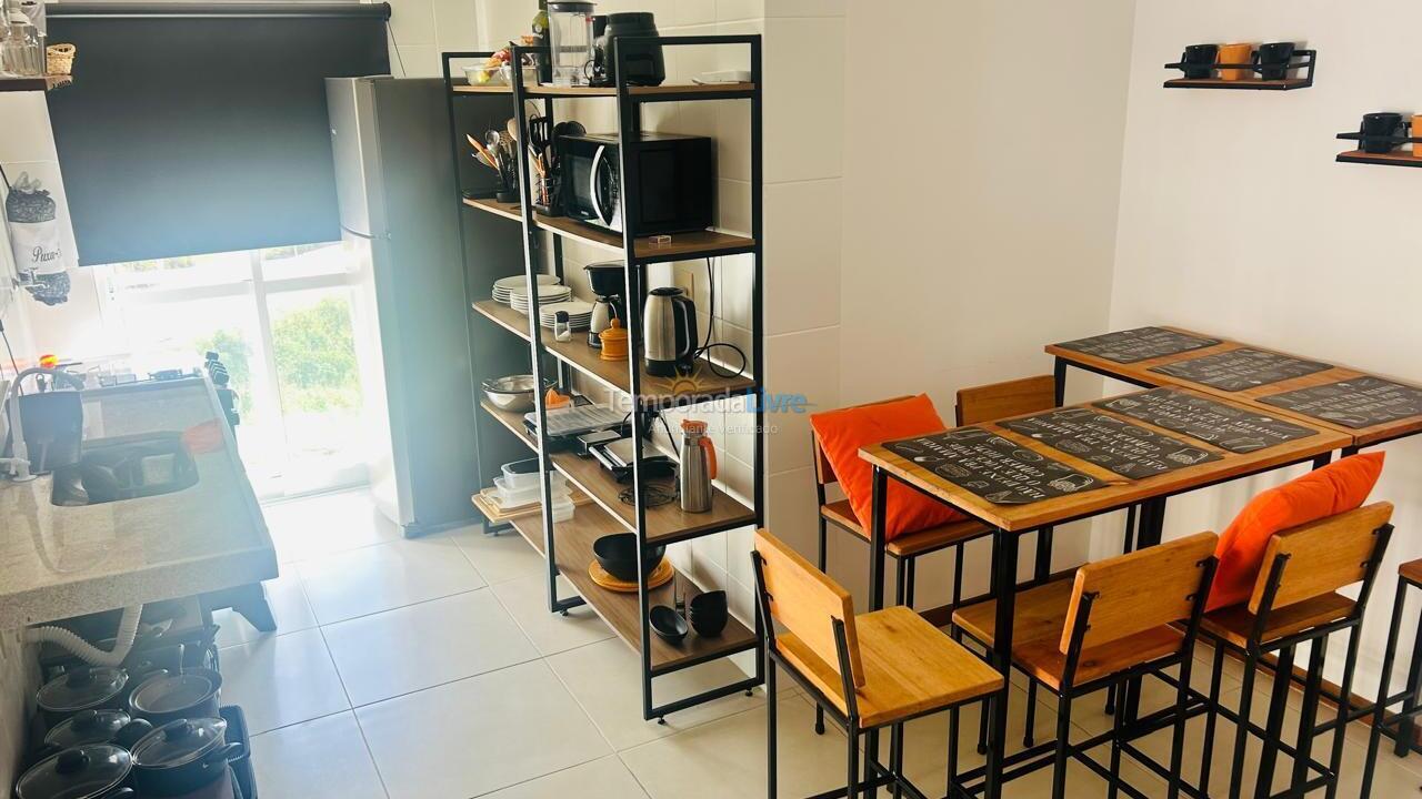 Apartamento para aluguel de temporada em Arraial do Cabo (Prainha)