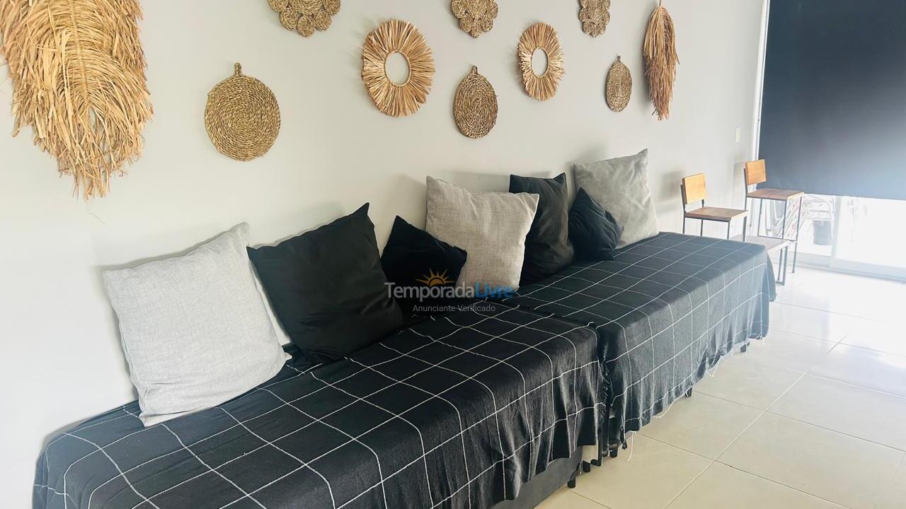 Apartamento para aluguel de temporada em Arraial do Cabo (Prainha)