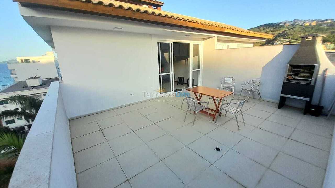 Apartamento para aluguel de temporada em Arraial do Cabo (Prainha)