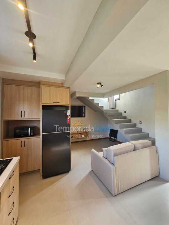 Casa para aluguel de temporada em Imbituba (Praia de Ibiraquera)