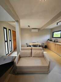 INCRÍVEL SOBRADO PRÓXIMO À BARRA DE IBIRAQUERA