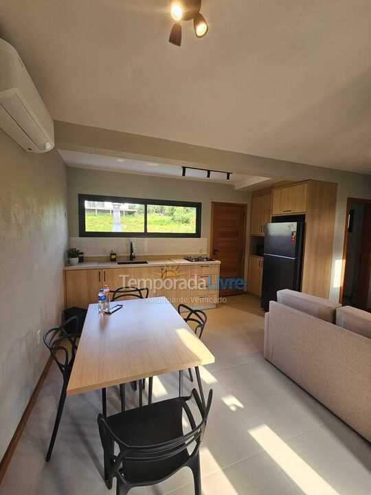 Casa para aluguel de temporada em Imbituba (Praia de Ibiraquera)