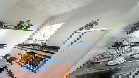 Refúgio Confortável a 15 minutos da praia da Barra da Lagoa