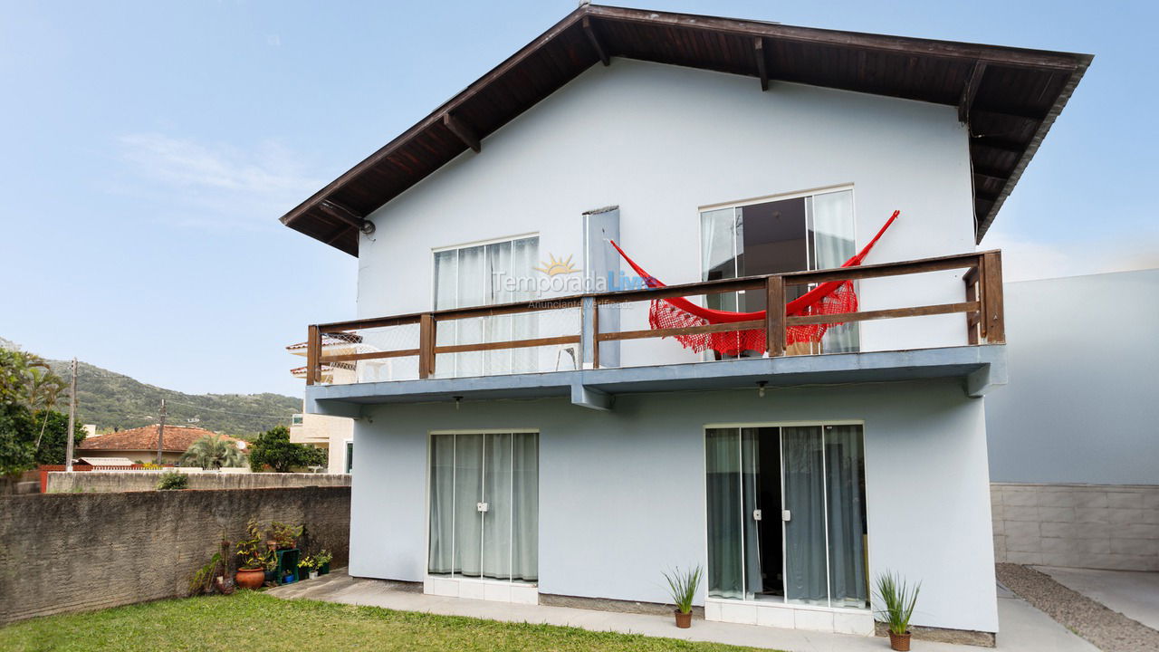 Casa para aluguel de temporada em Florianópolis (Barra da Lagoa)