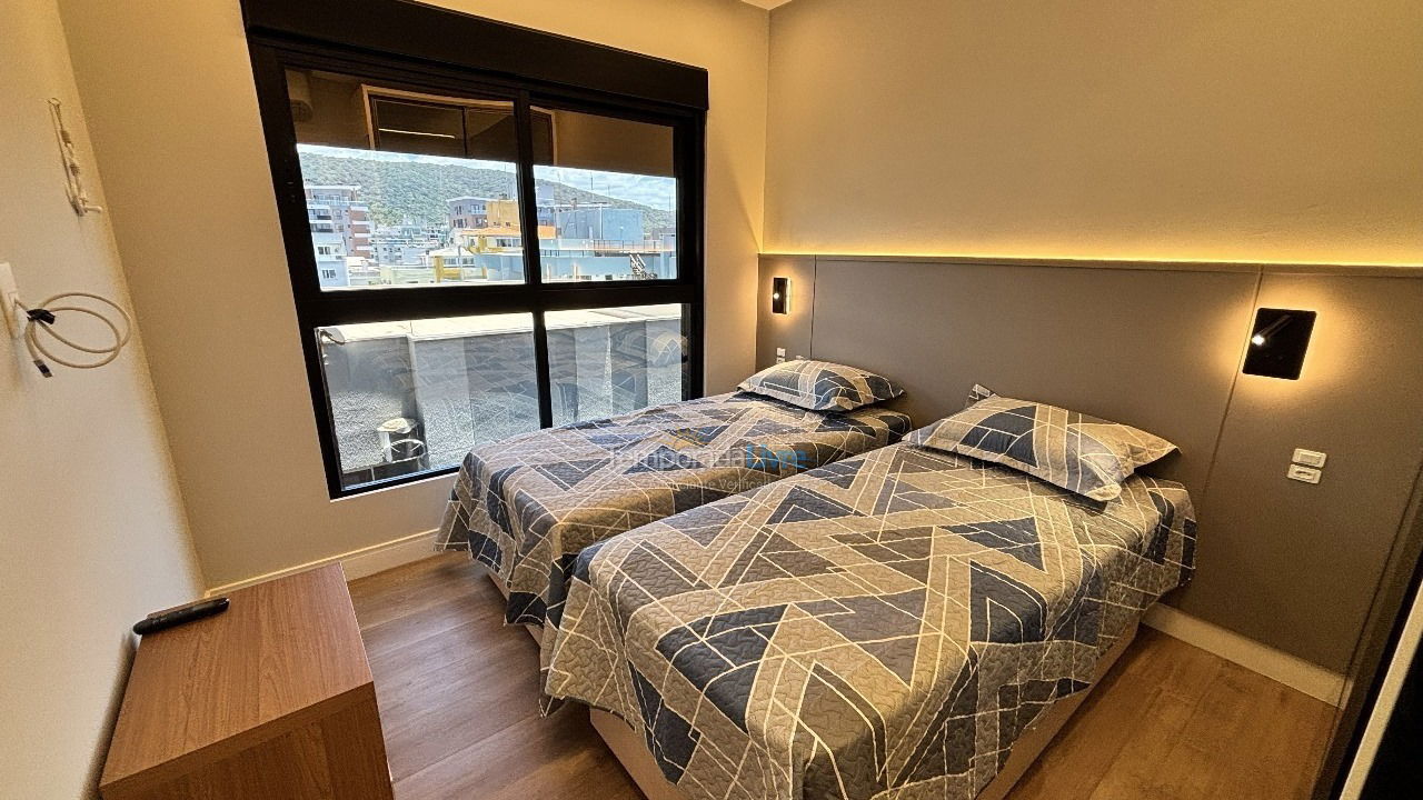 Apartamento para aluguel de temporada em Bombinhas (Bombas 115)