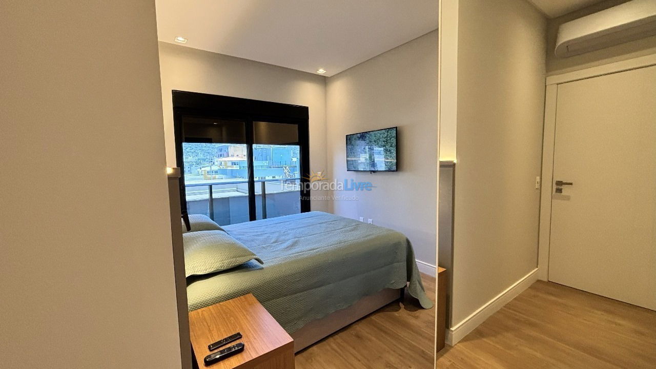 Apartamento para aluguel de temporada em Bombinhas (Bombas 115)