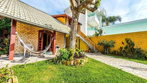 C003 - CASA COM 3 DORMITÓRIOS EM BOMBINHAS