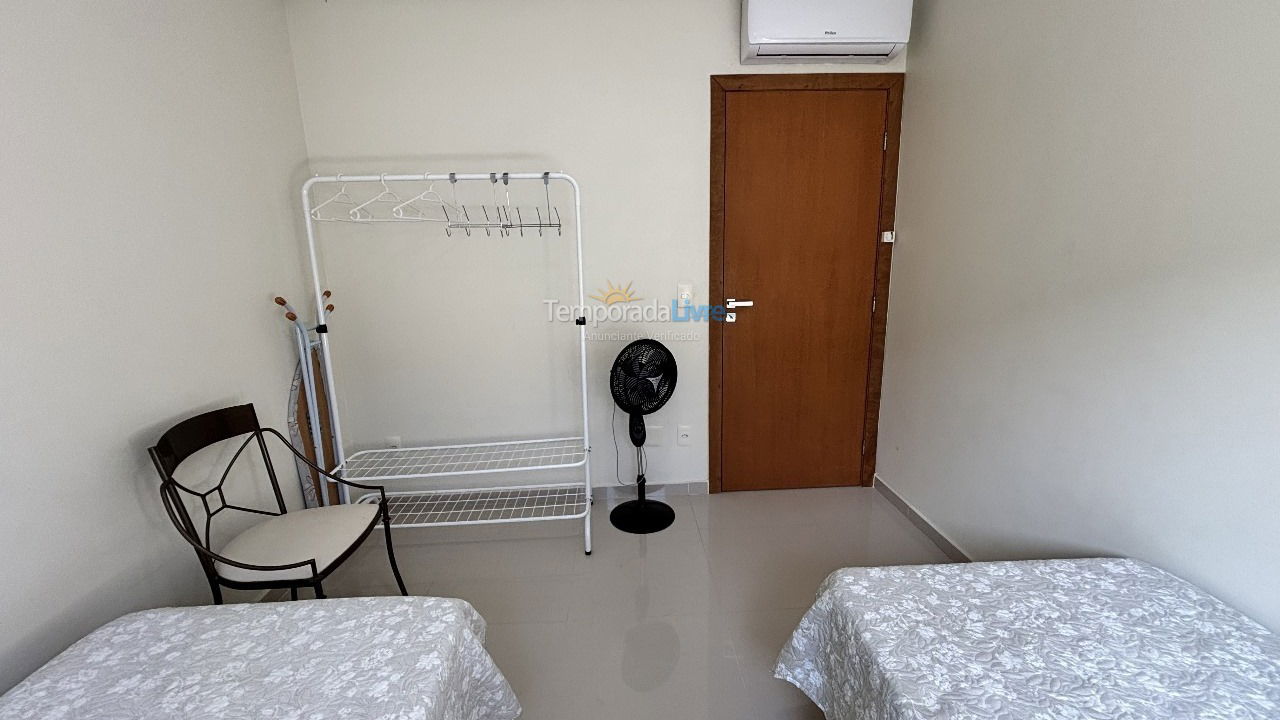 Casa para aluguel de temporada em Bombinhas (Praia de Bombas)