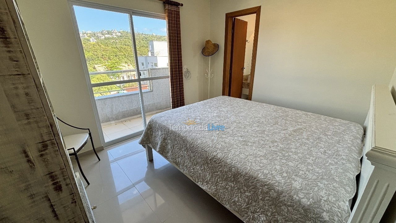 Casa para aluguel de temporada em Bombinhas (Praia de Bombas)