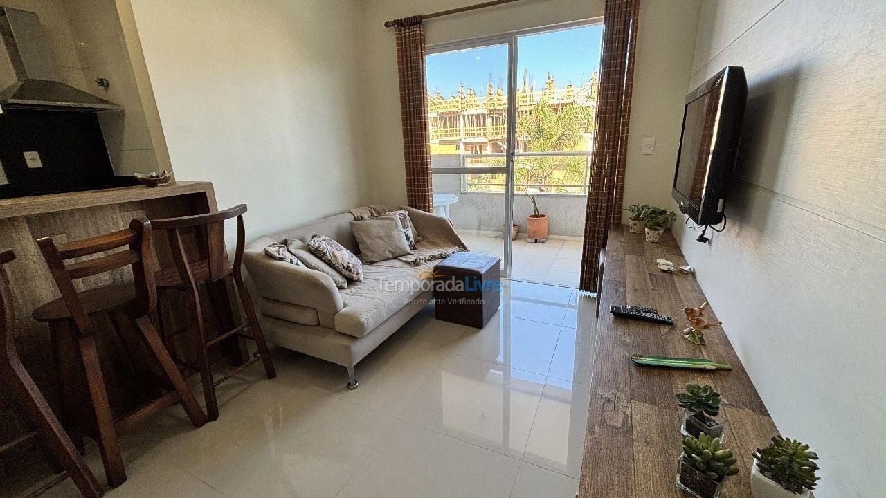 Casa para aluguel de temporada em Bombinhas (Praia de Bombas)