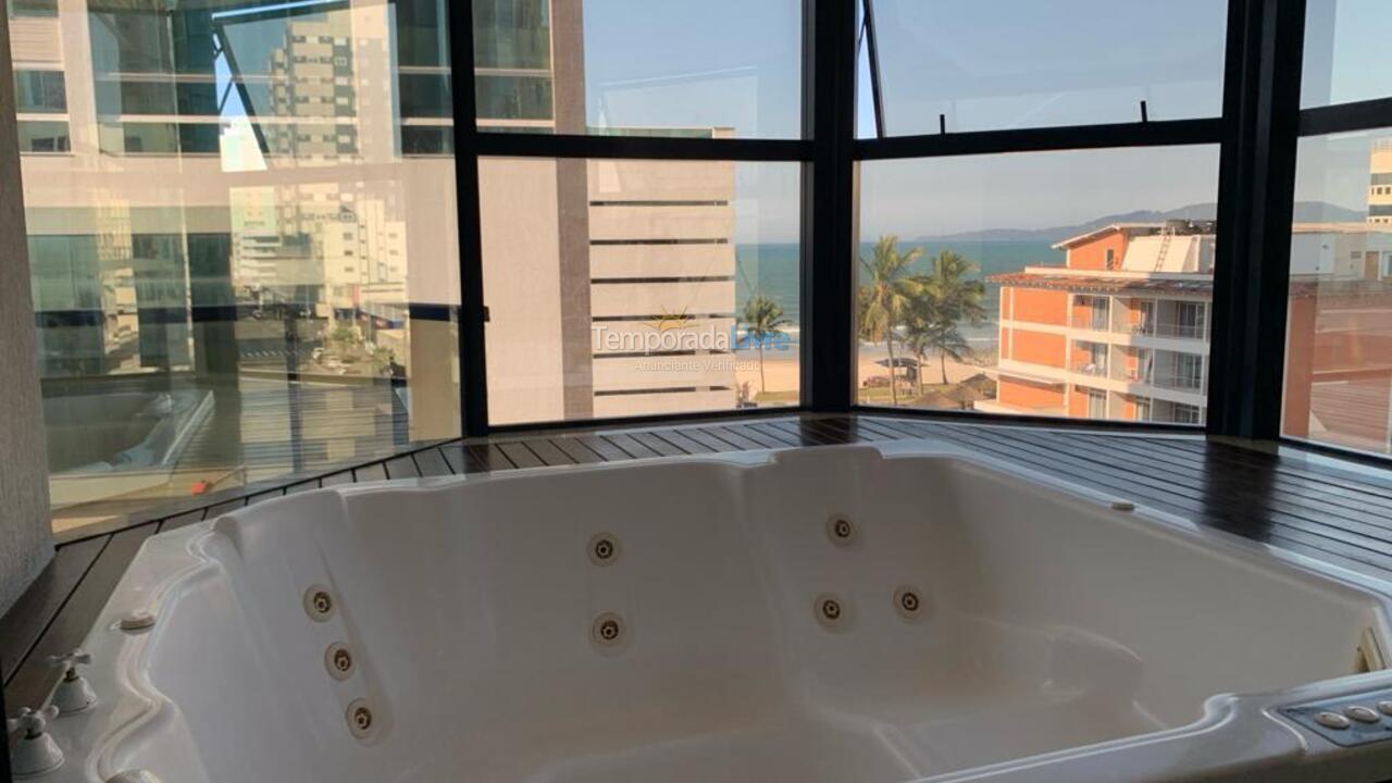 Apartamento para aluguel de temporada em Itapema (Meia Praia)