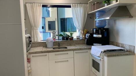 Apartamento de Luxo em Meia Praia | 4 Suítes, Vista Mar, Itapema