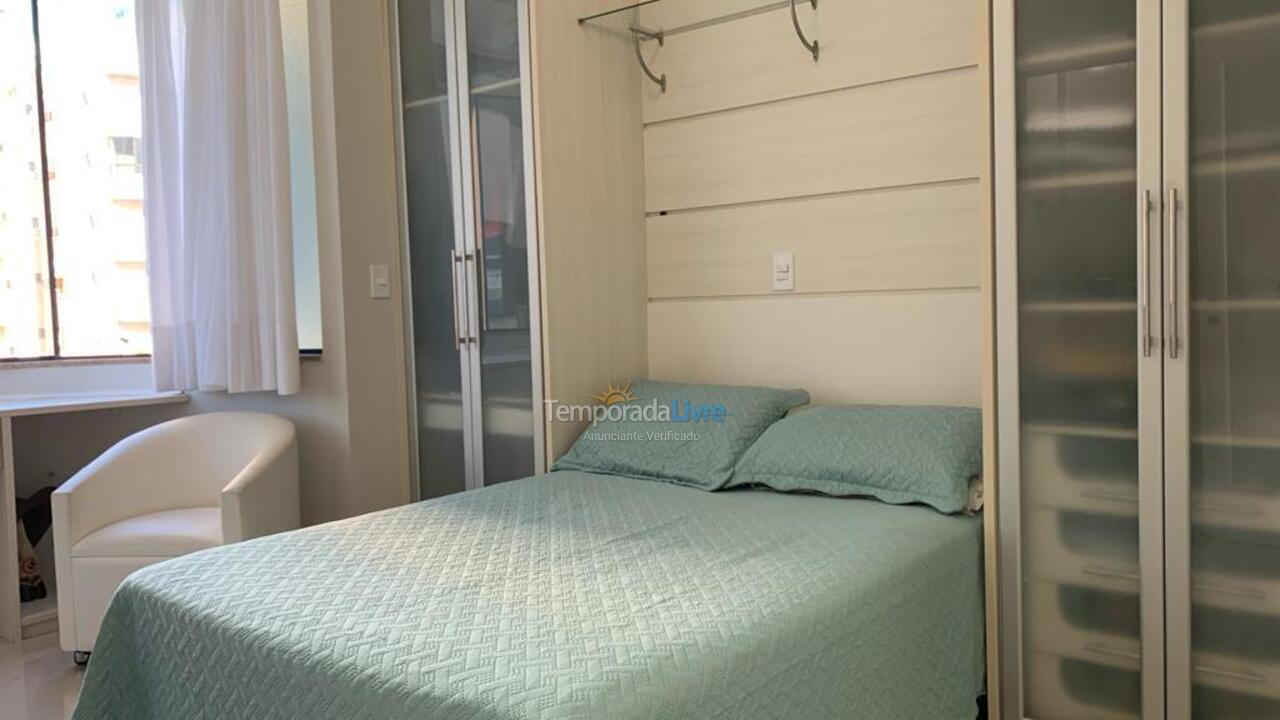 Apartamento para aluguel de temporada em Itapema (Meia Praia)