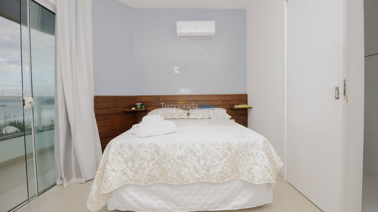 Apartamento para aluguel de temporada em Bombinhas (Praia de Quatro Ilhas)