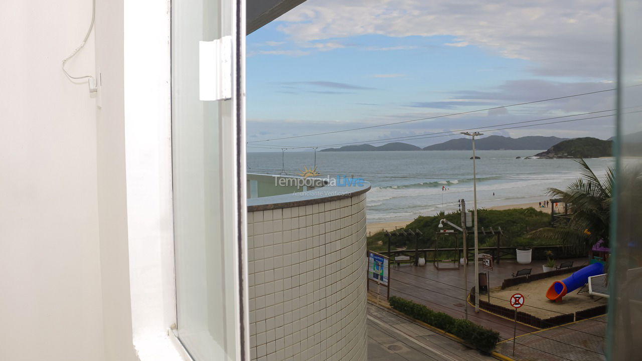 Apartamento para aluguel de temporada em Bombinhas (Praia de Quatro Ilhas)