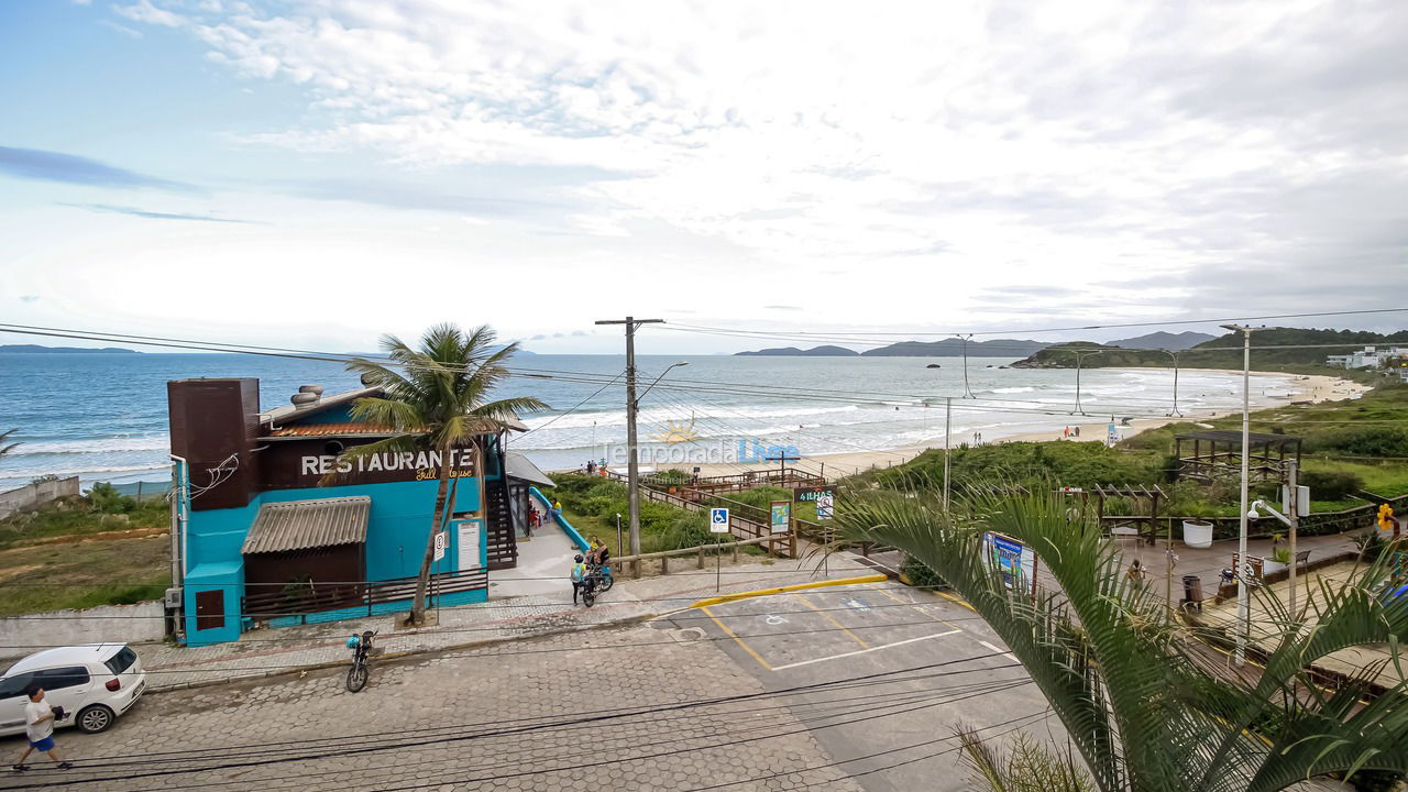 Apartamento para aluguel de temporada em Bombinhas (Praia de Quatro Ilhas)