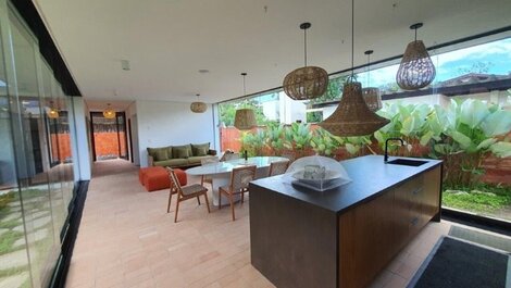 House for 12 people on Itamambuca beach, Ubatuba