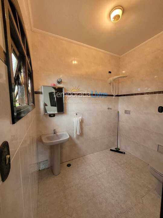 House for vacation rental in Bertioga (São Lourenço)