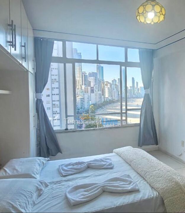 Apartamento para alquiler de vacaciones em Balneário Camboriú (Praia Central)