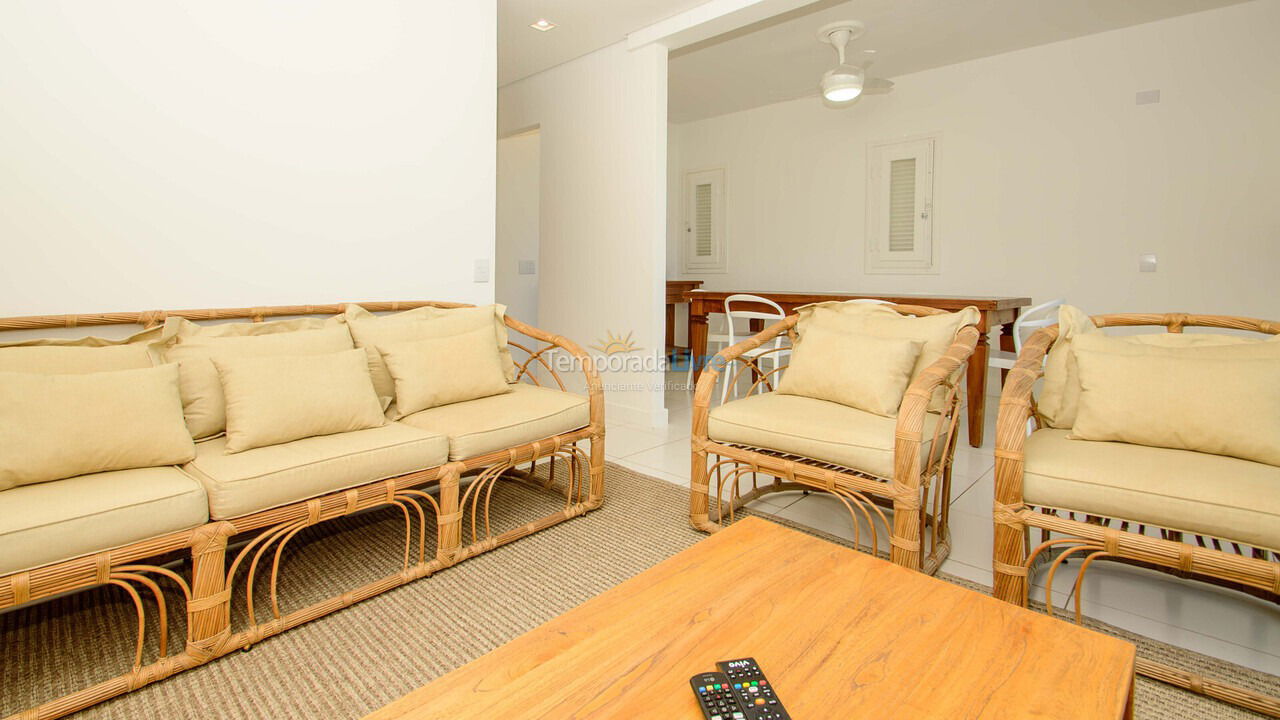 Apartamento para aluguel de temporada em Florianópolis (Brava)