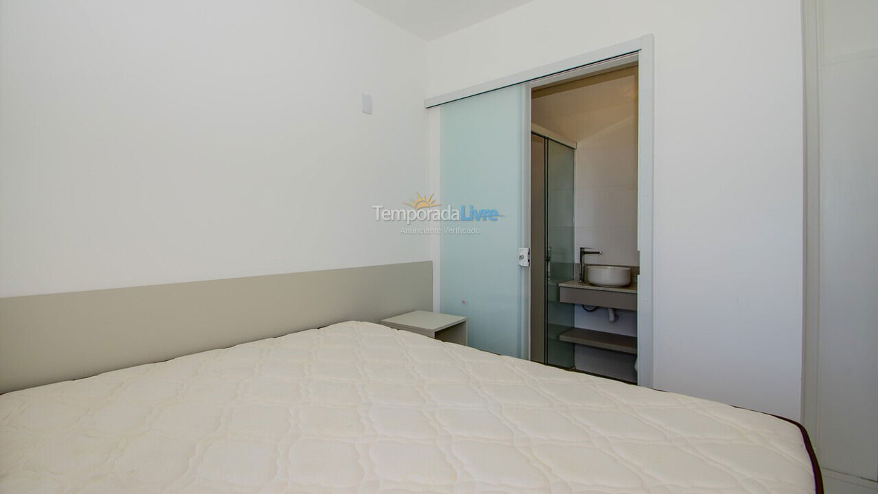 Apartamento para aluguel de temporada em Florianópolis (Brava)