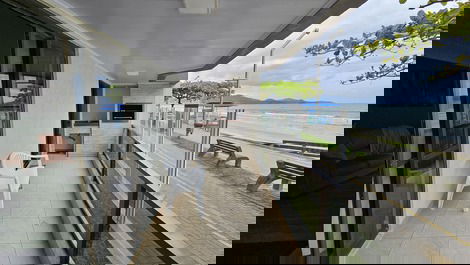 4 habitaciones, una de ellas suite.