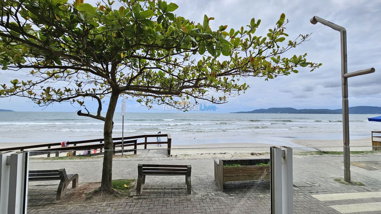 Apartamento para alquiler de vacaciones em Itapema (Meia Praia)