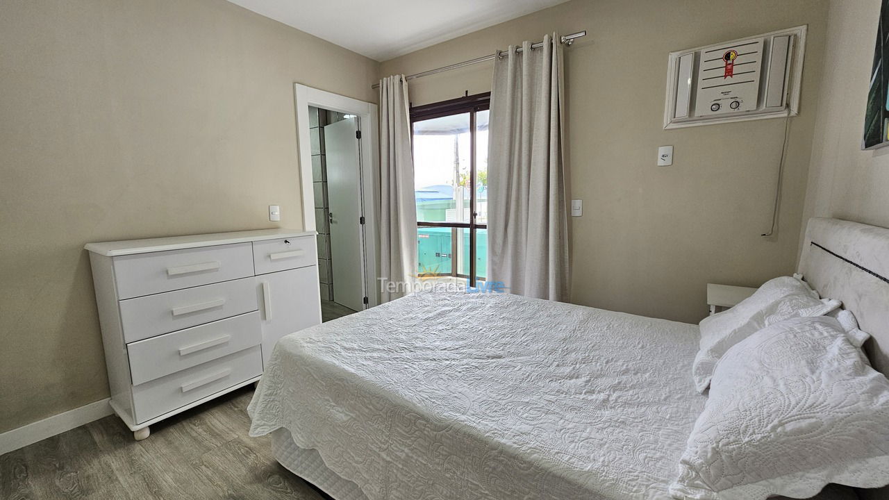 Apartamento para alquiler de vacaciones em Itapema (Meia Praia)