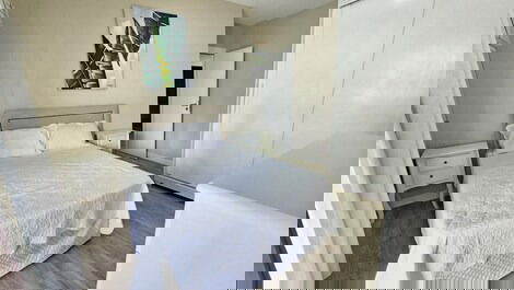 4 habitaciones, una de ellas suite.