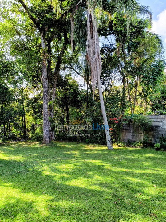 Casa para aluguel de temporada em Bombinhas (Praia de Bombas)