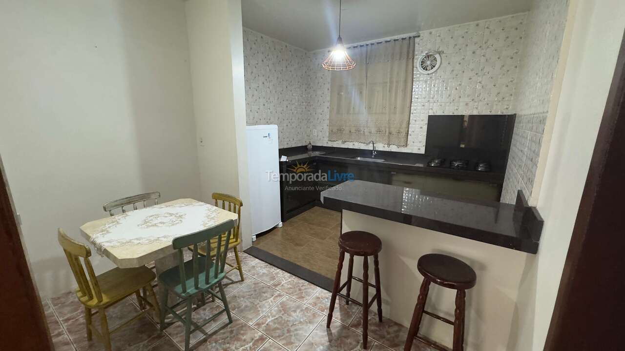 Casa para aluguel de temporada em Porto Belo (Vila Nova)