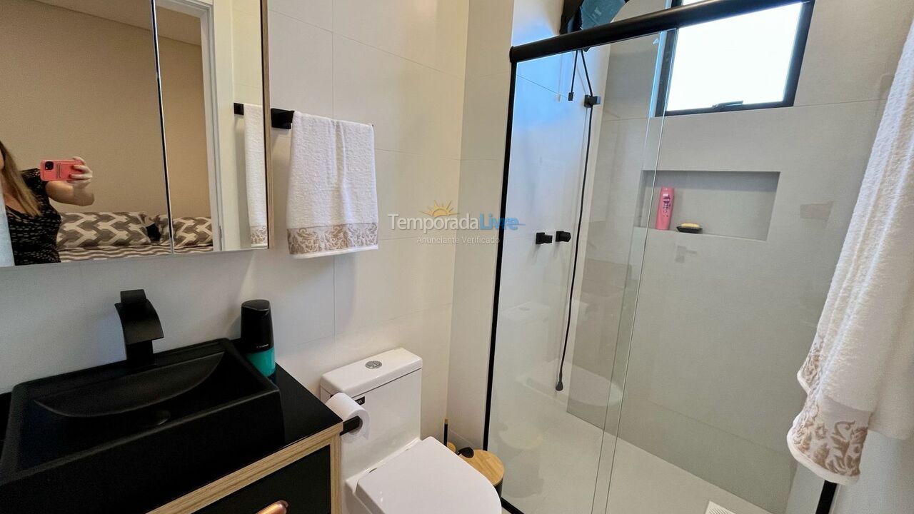 Apartamento para aluguel de temporada em Porto Belo (Perequê)